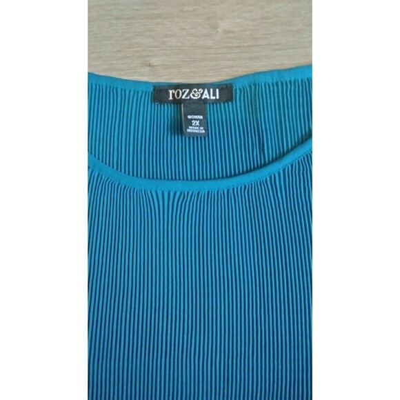 2 XL Roz & Ali Teal Top - slit in sleeve - Picture 2 of 7